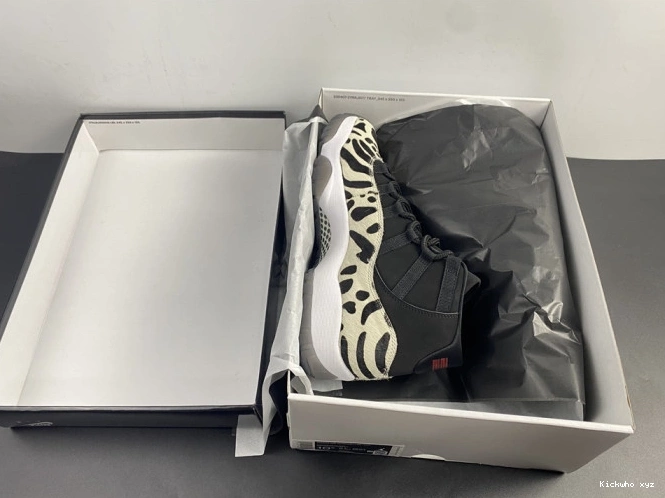 INSTINCT AIR ANIMAL 11 JORDAN AR0715-010 0719